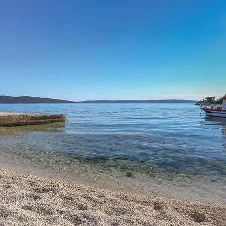 아파트 4 Bedroom Lovely In Kastel Sucurac Kaštela
